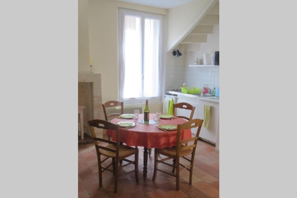Escale Tourangelle Apartment Monts Exterior foto