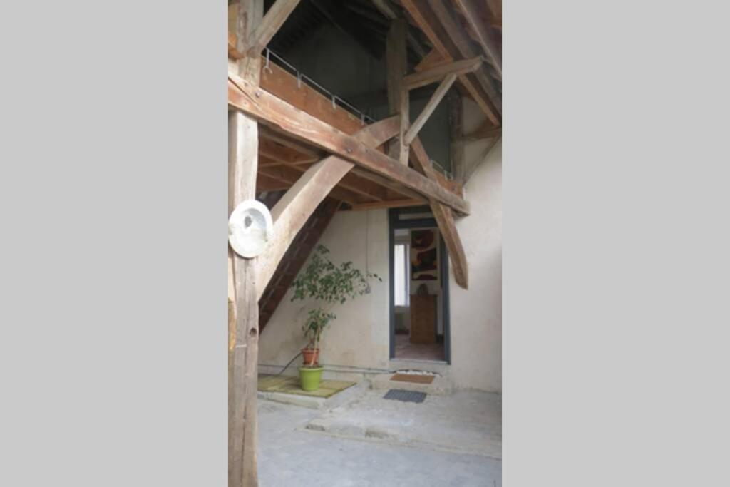 Escale Tourangelle Apartment Monts Exterior foto